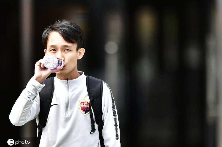 深圳佳兆业球队经过全队努力，实现胜利